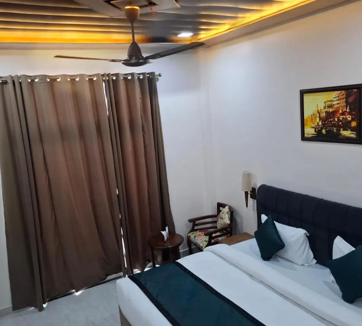 Baba Kinaram Kutir 호텔 바라나시 3*,
