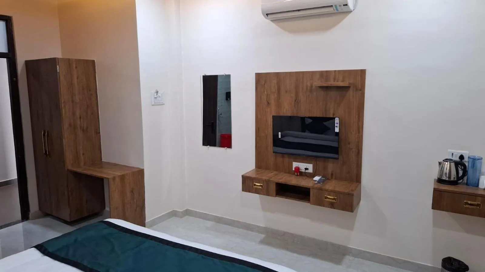 Baba Kinaram Kutir 호텔 바라나시 3*,